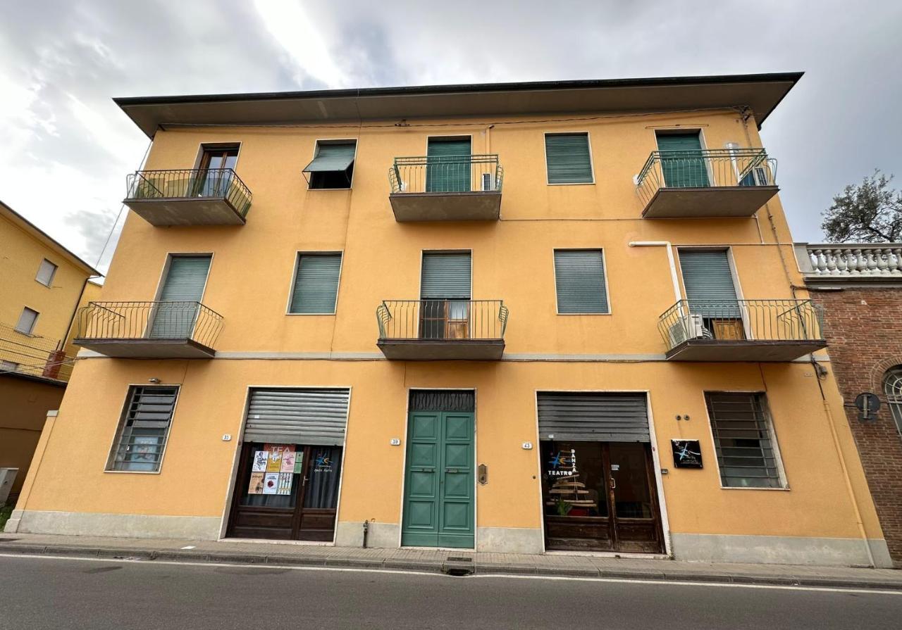 I Santi Apartments Lucca Exteriör bild